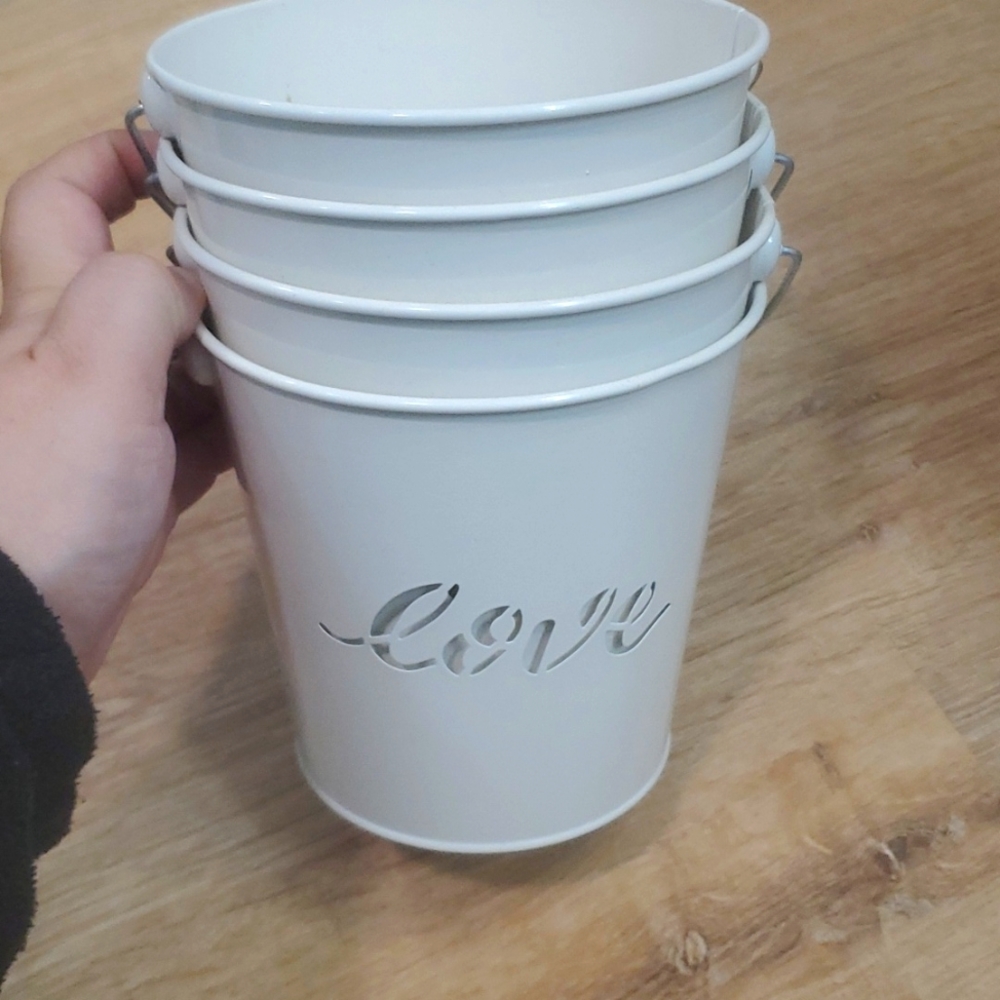 Tin buckets